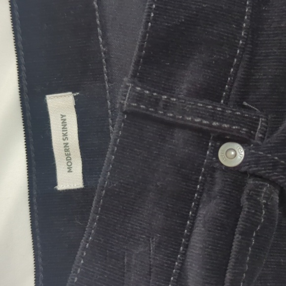 LOFT Modern Skinny Corduroy Pant, Color Black Size 6P - Picture 6 of 14